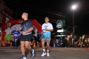 BIB: 469
                            <button type="button" onclick="openModal(26227839)" class="btn btn-primary btn-sm float-right btn-popup" data-toggle="modal" data-target=".modal-high-quality">
                        <i class="fas fa-shopping-cart"></i> Add to Cart
                    </button>
                                            <button type="button" onclick="isThisMe(26227839, true)" class="btn btn-success btn-sm float-right btn-popup btn-isme hidden" data-toggle="tooltip" data-placement="bottom" title="นี่คือรูปของคุณใช่ไหม คลิกที่นี่เพื่อเอาเข้าอัลบั้ม">
                        <i class="fas fa-plus"></i> Add to album
                    </button>
                    <button type="button" onclick="isThisMe(26227839, false)" class="btn btn-warning btn-sm float-right btn-popup btn-isnotme hidden">
                        <i class="fas fa-ban"></i> Remove from album
                    </button>